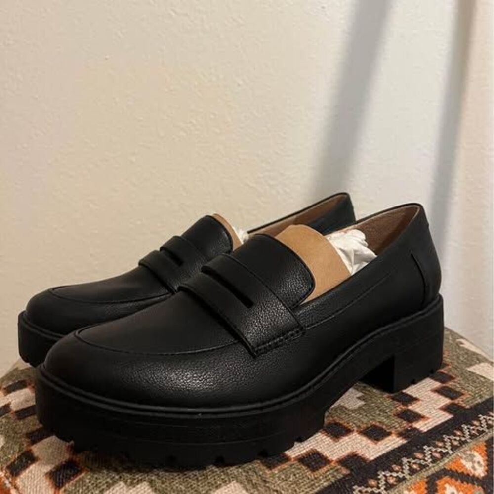 Black Naturalizer Loafers